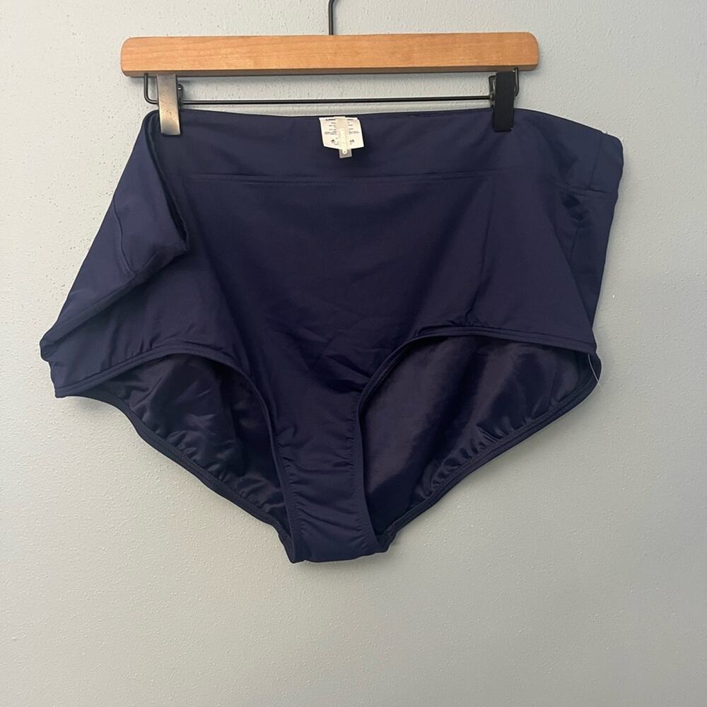 New Lands’ End Swim Bottoms